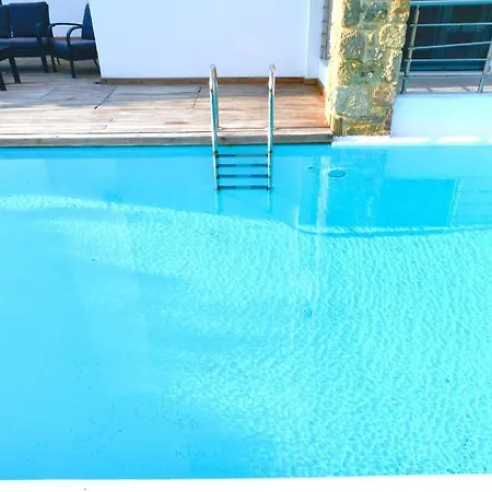 Luxury With Pool 'by Dicar Properties' *